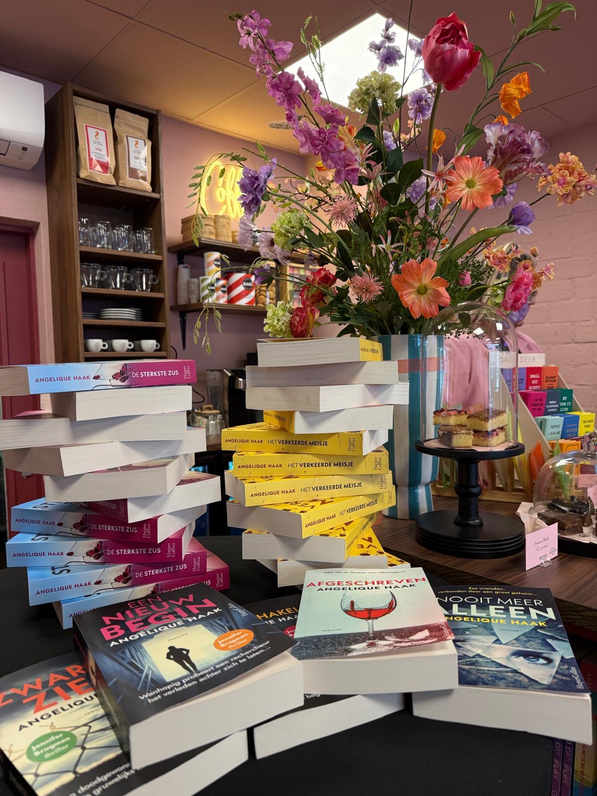 Sip & Read evenementen - Signeersessie Angelique Haak.